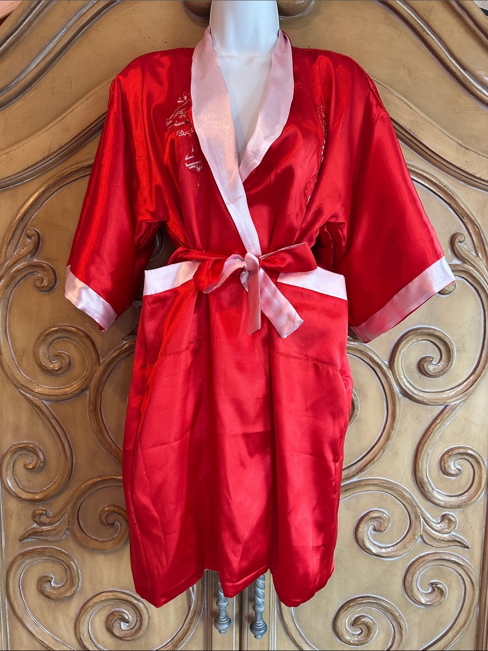 Satin Reversible Pink Kimono Robe with Red Trim and embroidered designs - Picture 1 of 13
